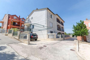 Apartments Maja